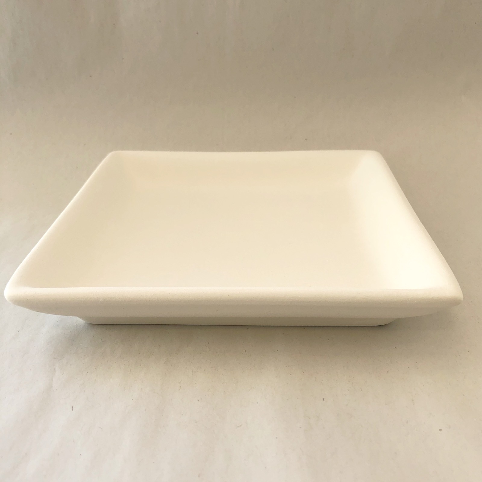 Plat apéro carré_vide poches