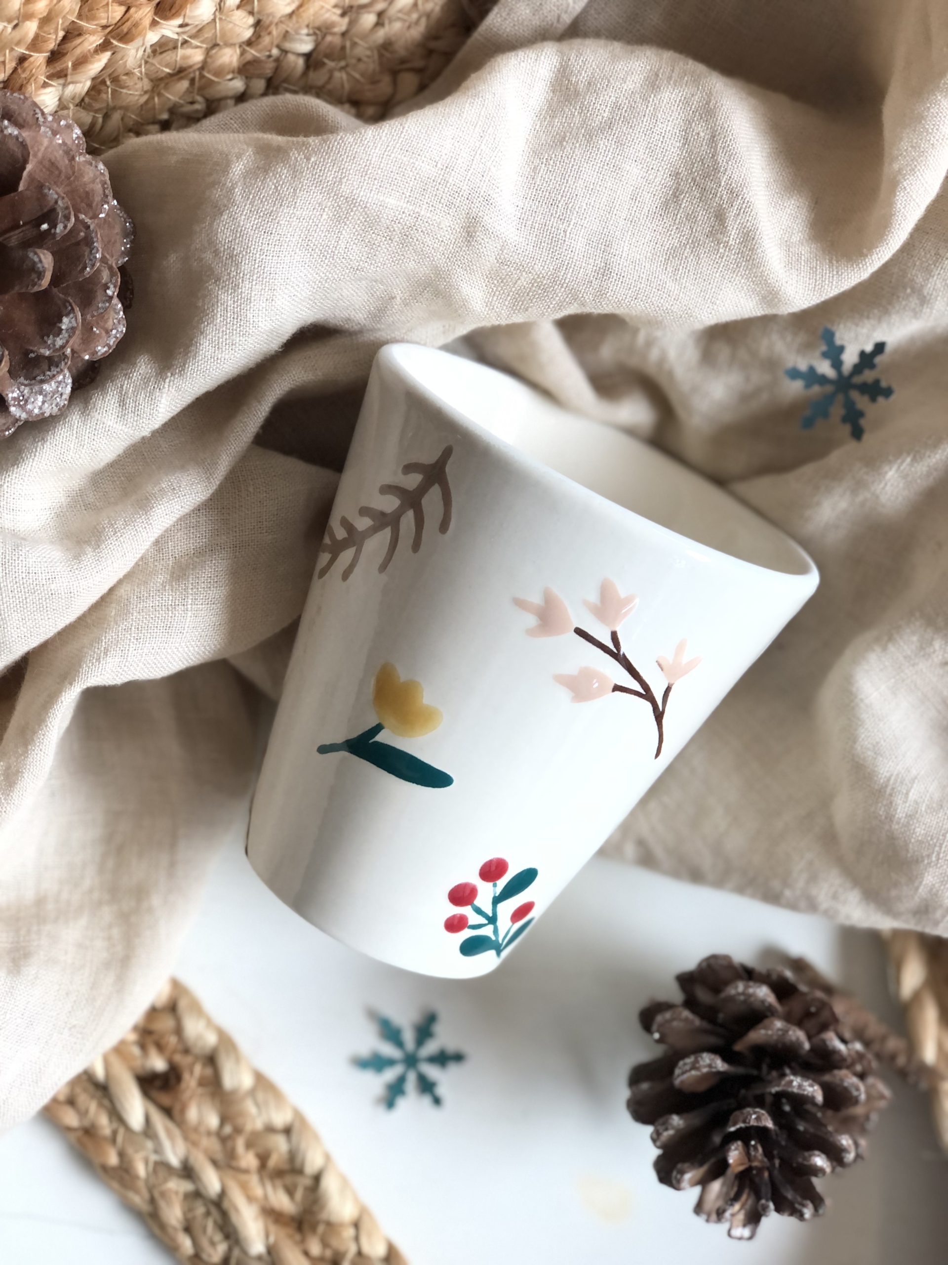 Tasse enfant«FUSÉE»CHF 28.00 - Keramos - Atelier de peinture sur céramique